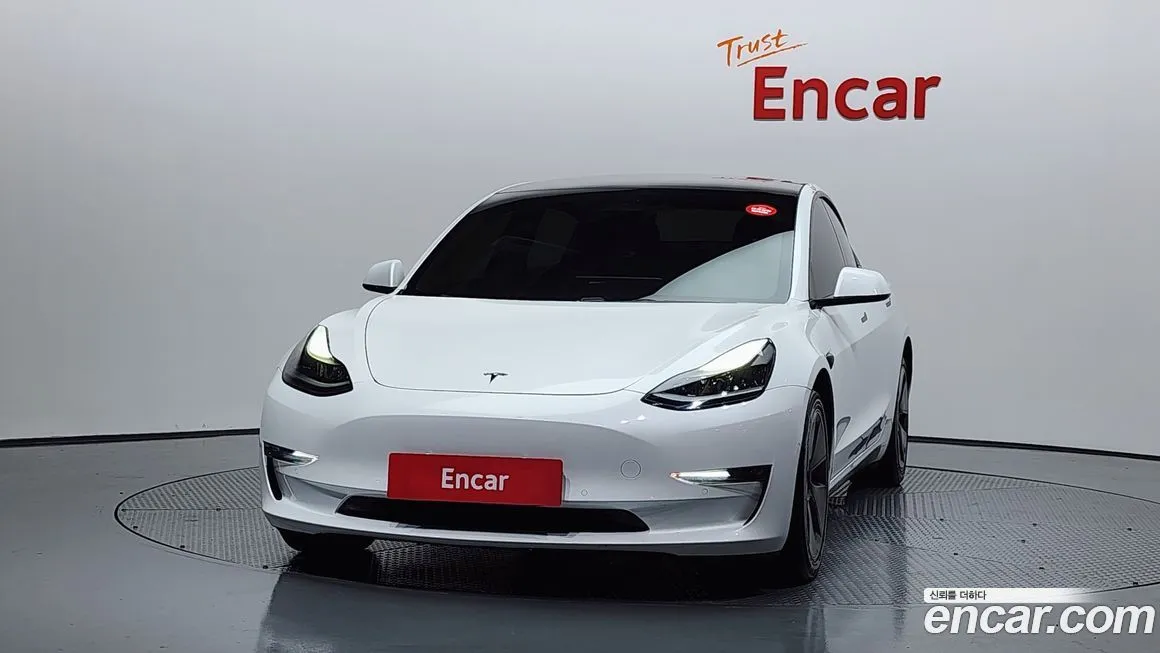 Tesla Model 3 2021 из KR, фото 3