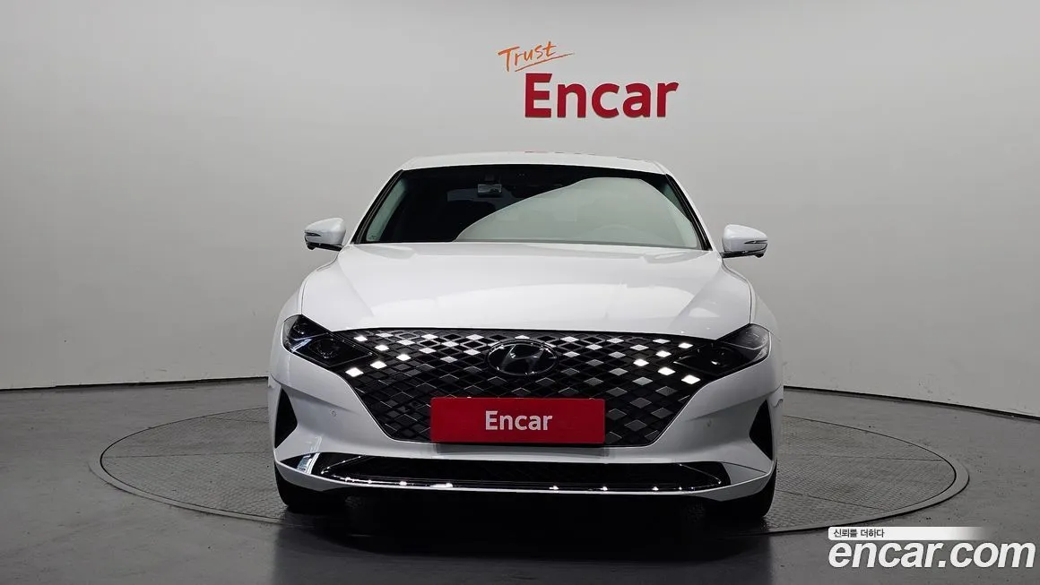 Hyundai Grandeur 2023 из KR, фото 3