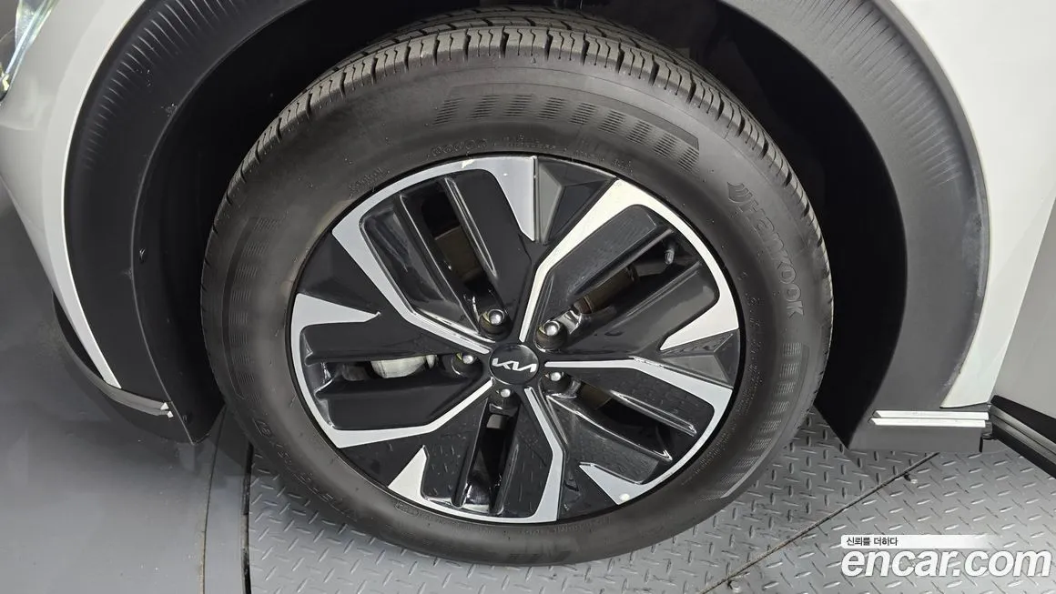Kia EV6 2022 из KR, фото 5