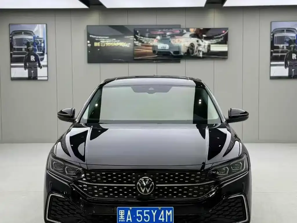 Volkswagen Passat 2022 из CN, фото 2