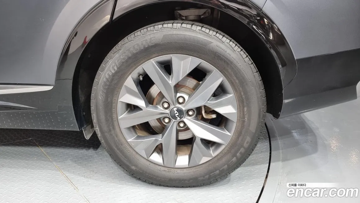 Kia Sportage — фото 5