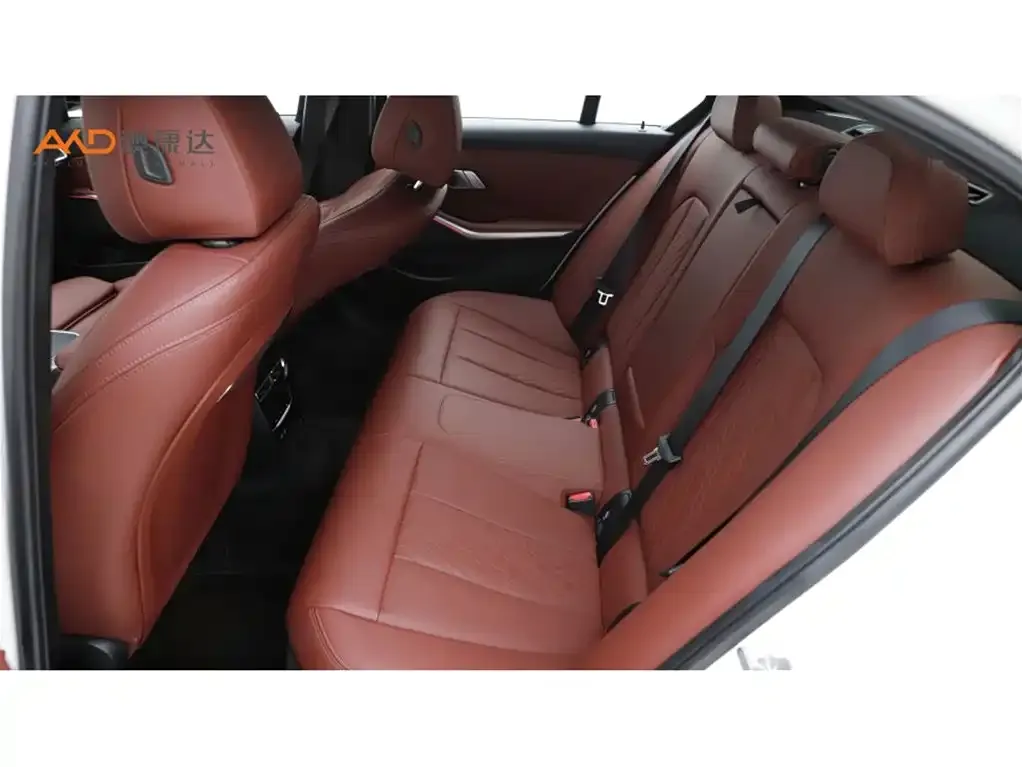 BMW 3 Series 2024 из CN, фото 7