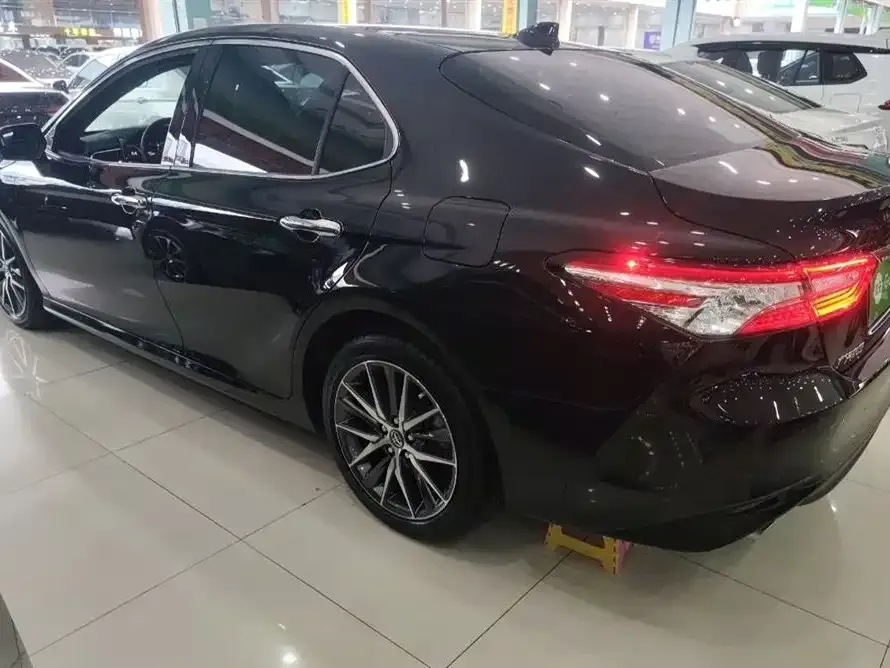 Toyota Camry 2022 из CN, фото 8