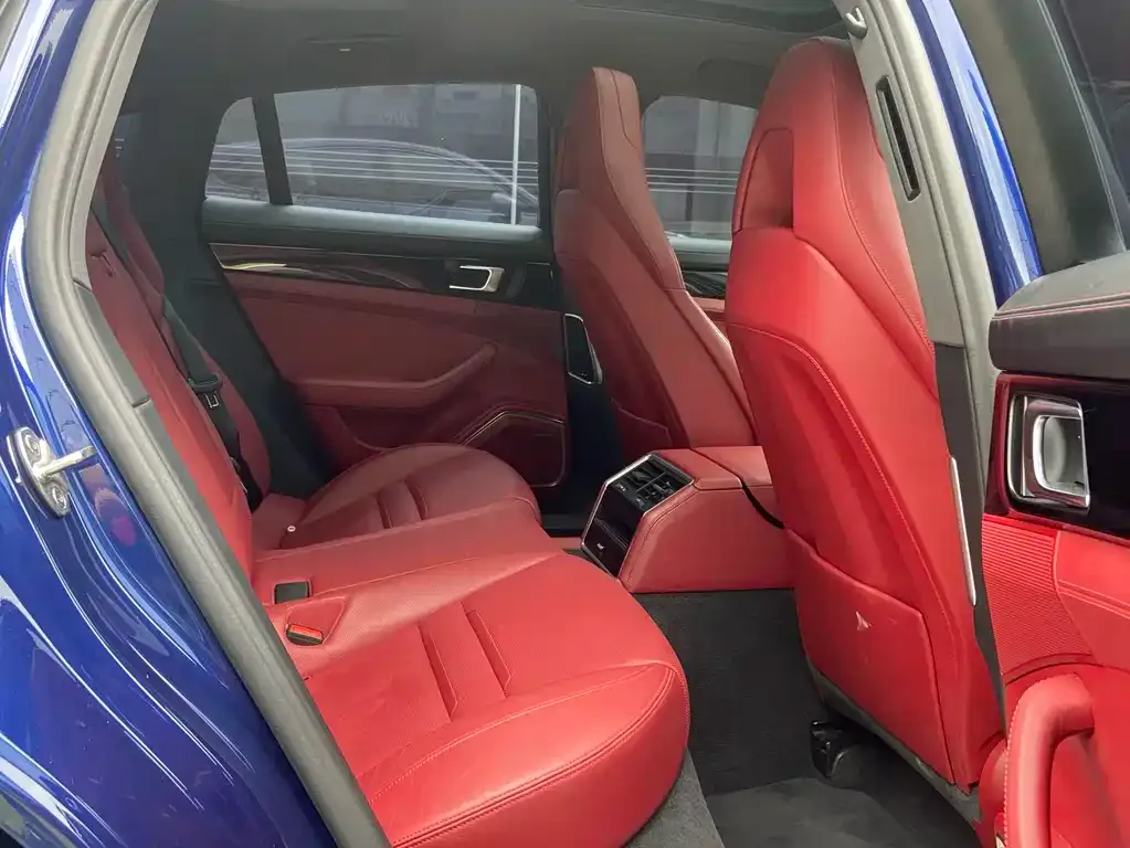 Porsche Panamera 2024 из CN, фото 7