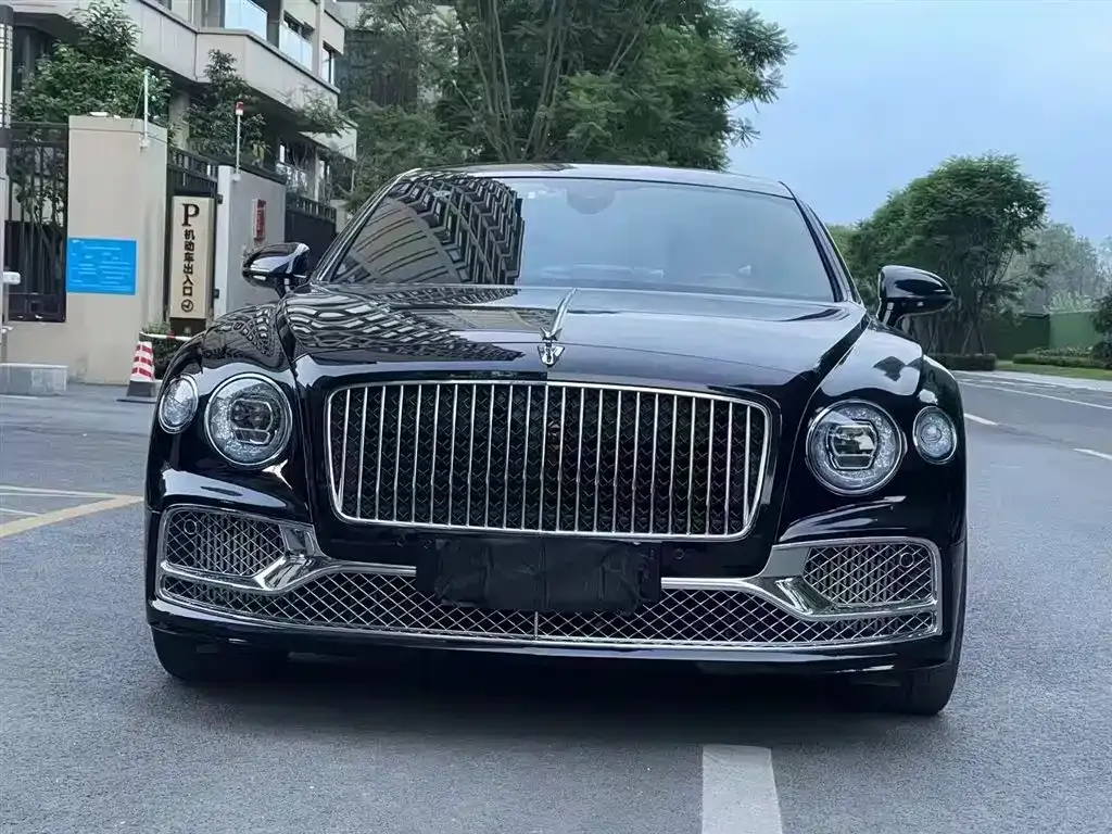 Bentley Flying Spur 2022 из CN, фото 2