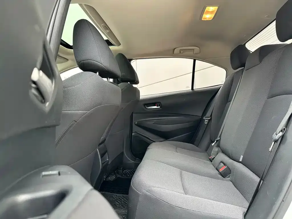 Toyota Corolla 2022 из CN, фото 8