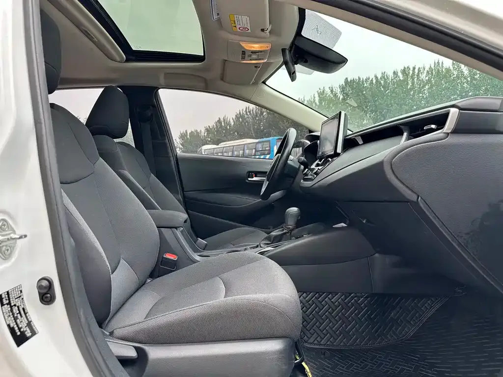 Toyota Corolla 2022 из CN, фото 9