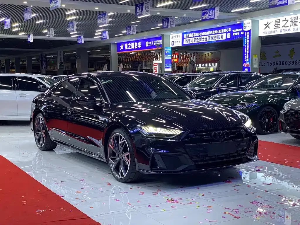 Audi A7L 2023 из CN, фото 2