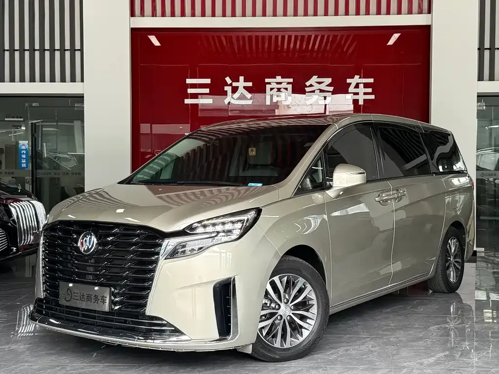 Buick GL8 2023 из CN, фото 1