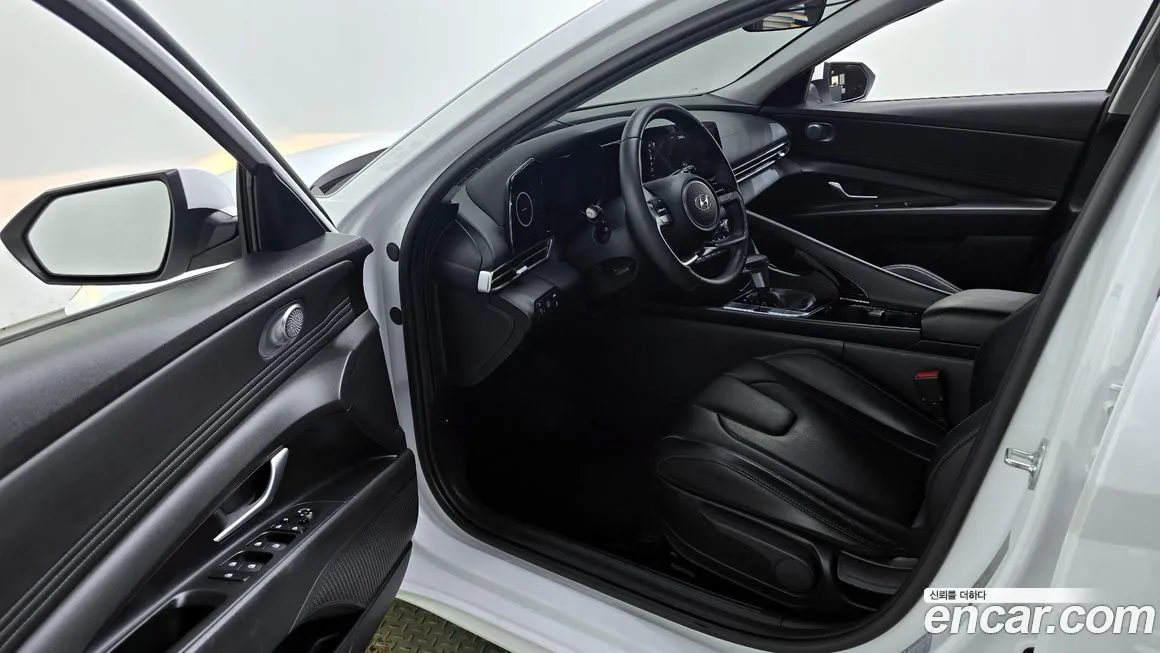 Hyundai AVANTE 2023 из KR, фото 10