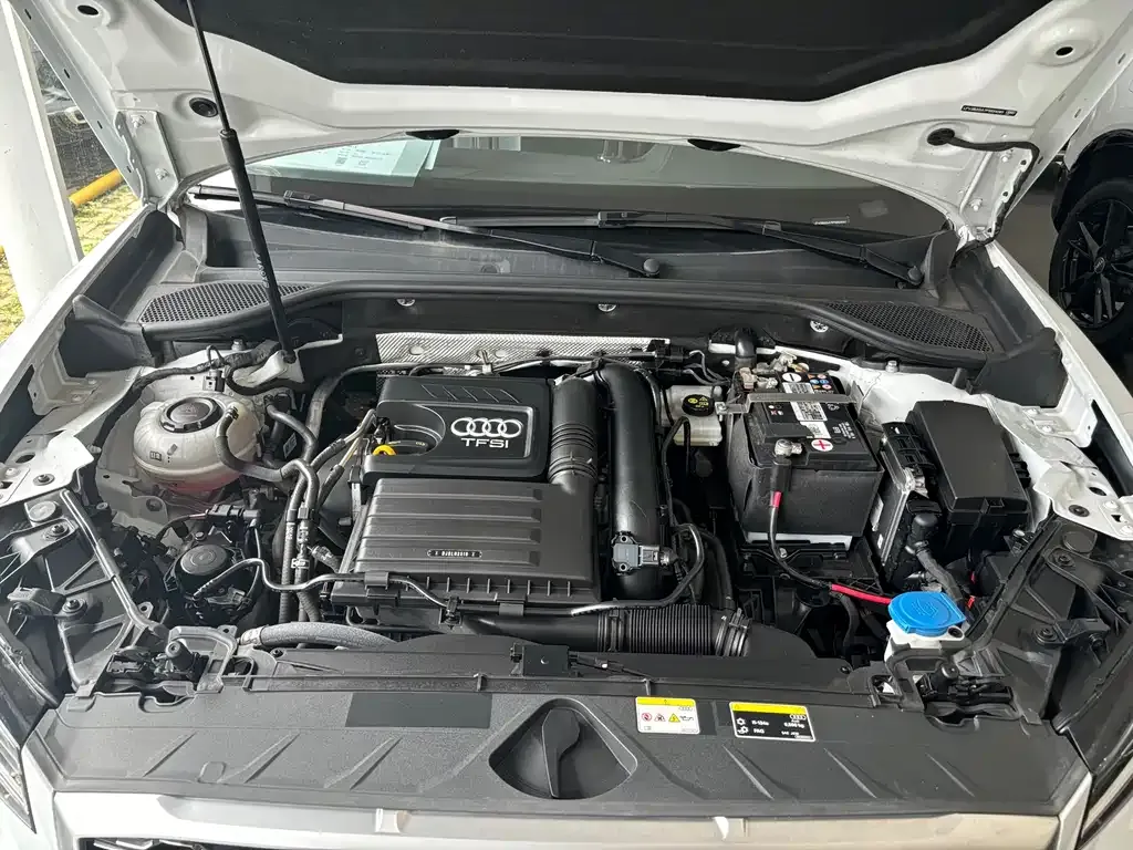 Audi Q2L 2023 из CN, фото 9
