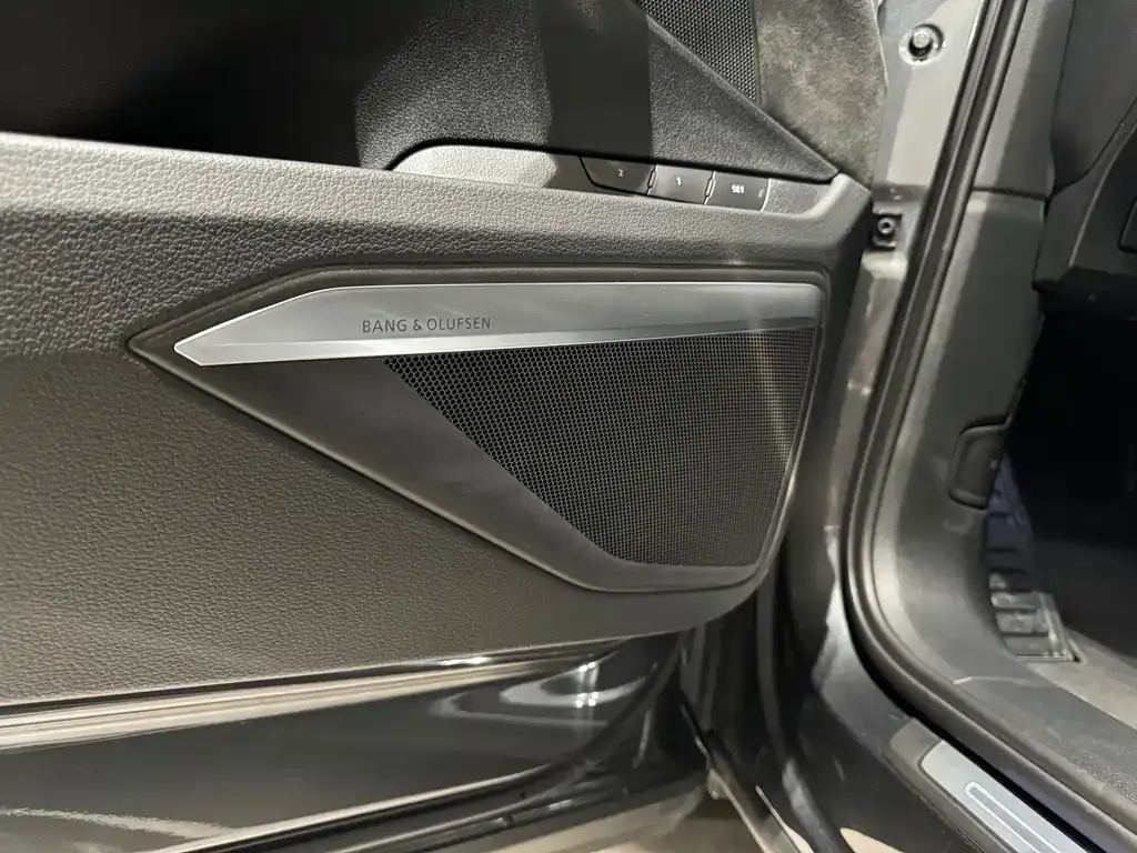 Audi e-tron 2022 из CN, фото 4