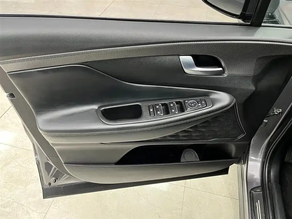 Hyundai Santa Fe 2022 из CN, фото 10