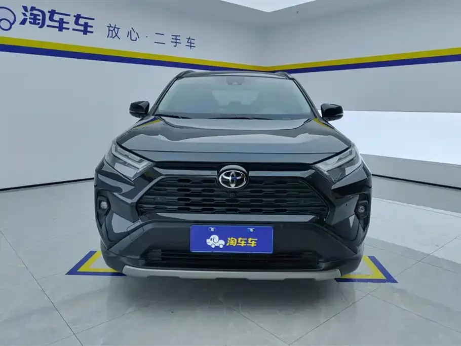 Toyota RAV4 2023 из CN, фото 2