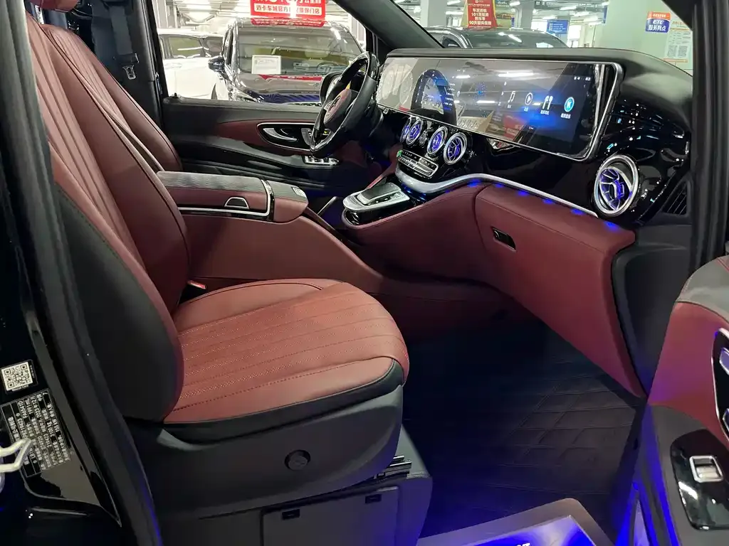 Mercedes-Benz Vito 2024 из CN, фото 8