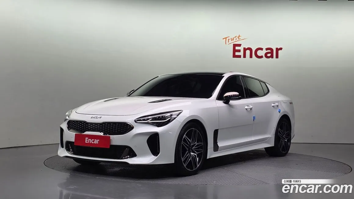 Kia Stinger 2022 из KR, фото 1