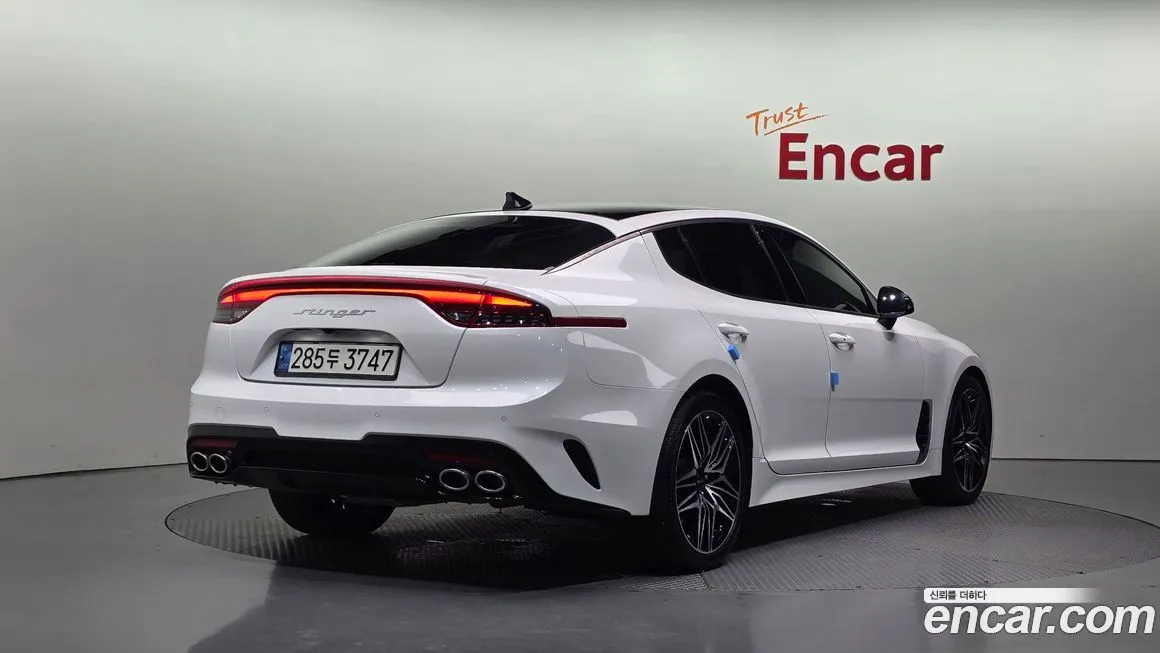 Kia Stinger 2022 из KR, фото 2