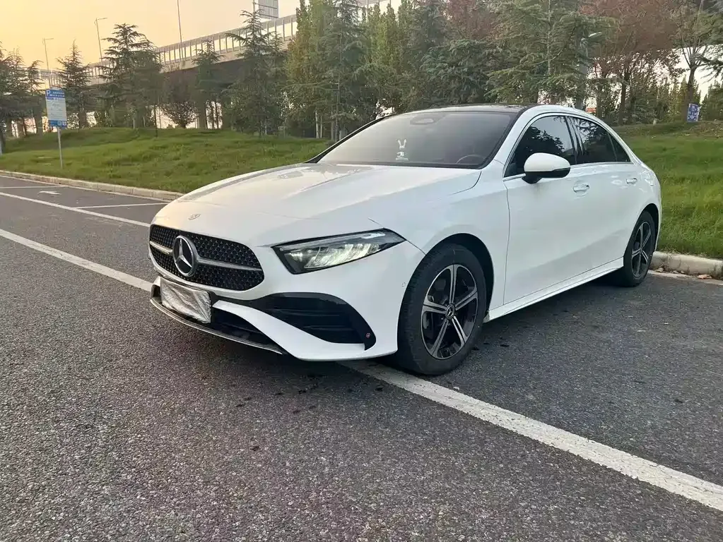 Mercedes-Benz A-Class 2023 из CN, фото 1