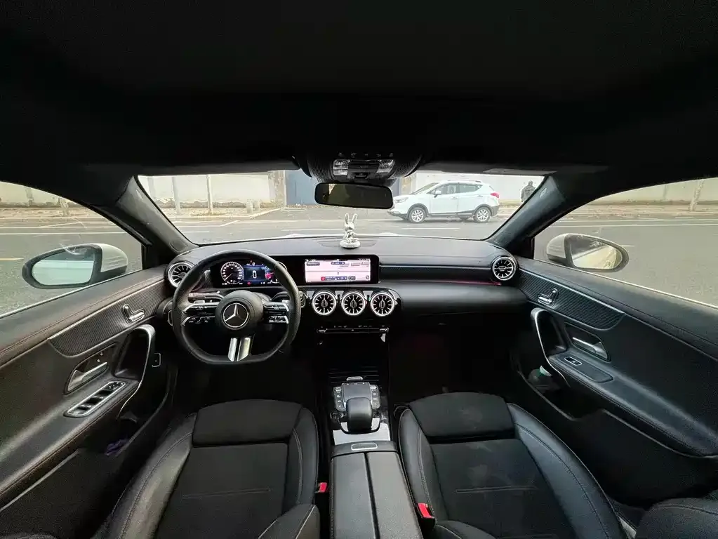 Mercedes-Benz A-Class 2023 из CN, фото 8
