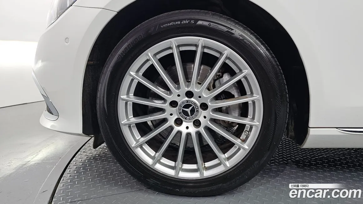 Mercedes-Benz E-Class 2021 из KR, фото 5