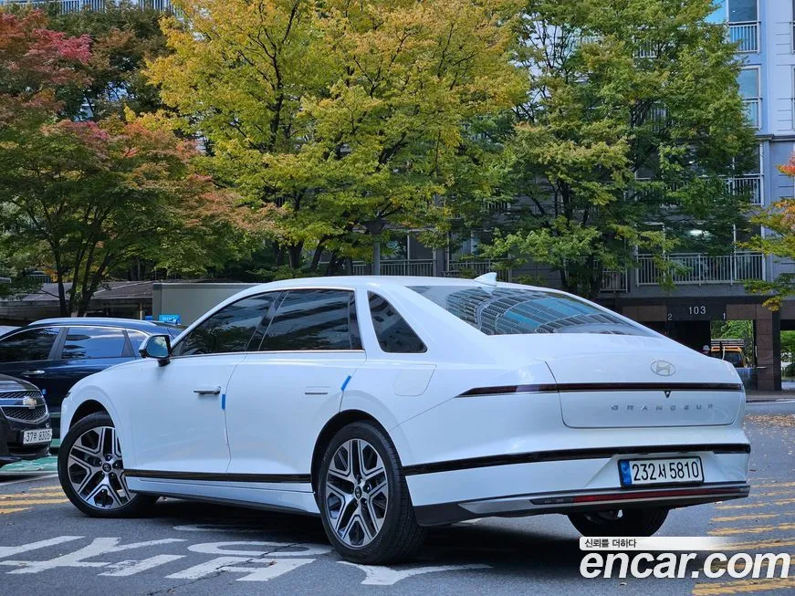 Hyundai Grandeur 2023 из KR, фото 2