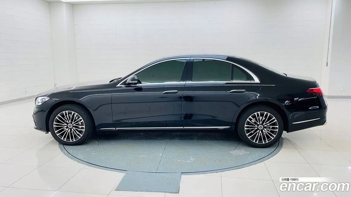 Mercedes-Benz S-Class 2025 из KR, фото 2