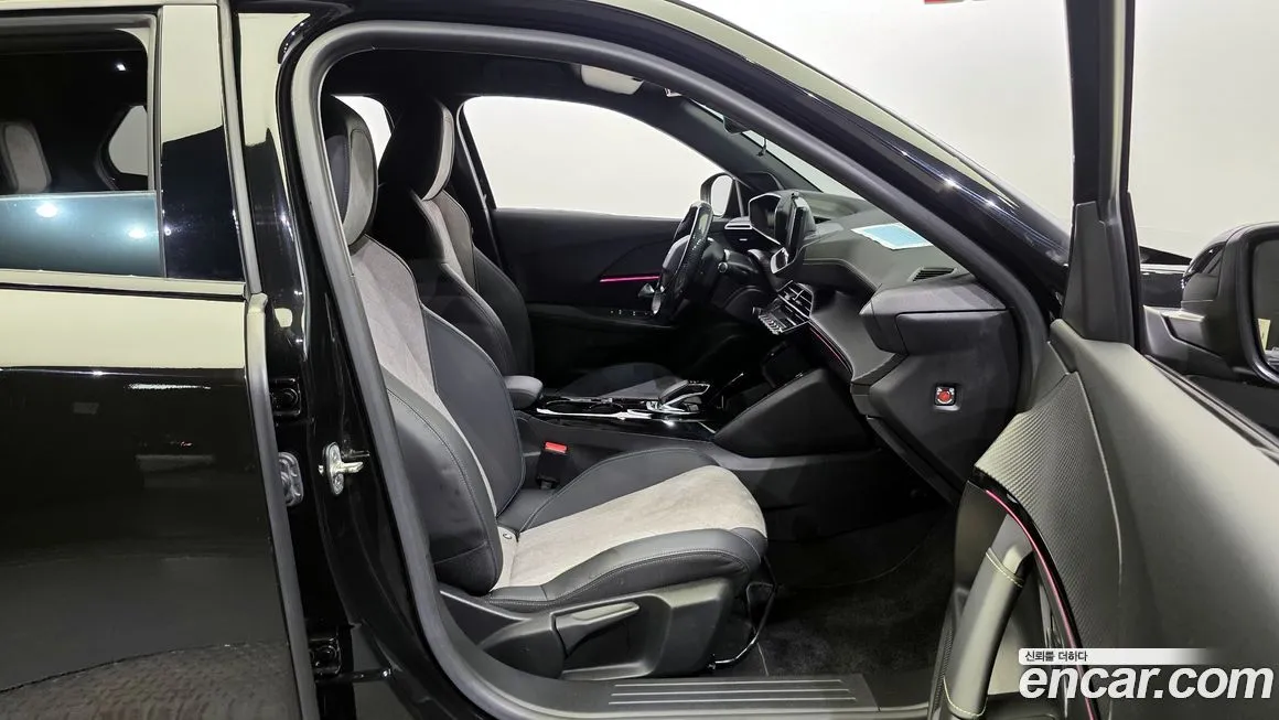 Peugeot 2008 2021 из KR, фото 10