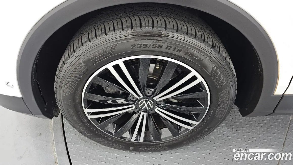 Volkswagen Tiguan 2023 из KR, фото 5