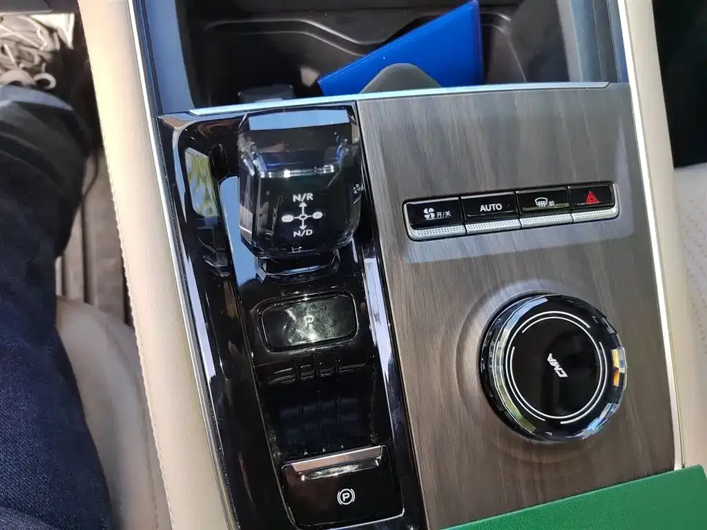 Geely Xingyue L 2024 из CN, фото 7