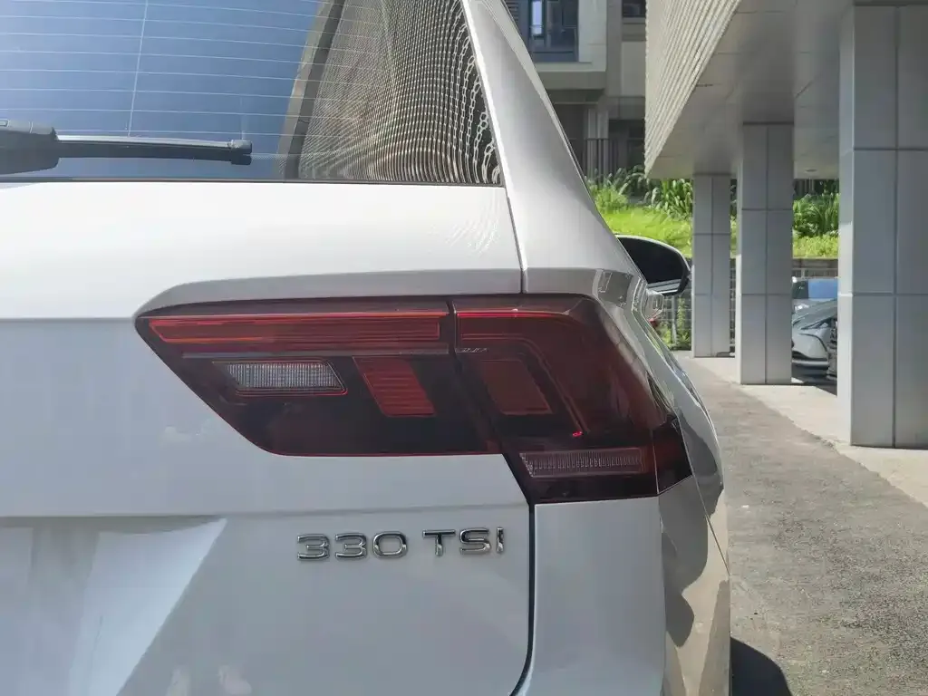 Volkswagen Tiguan L 2021 из CN, фото 9