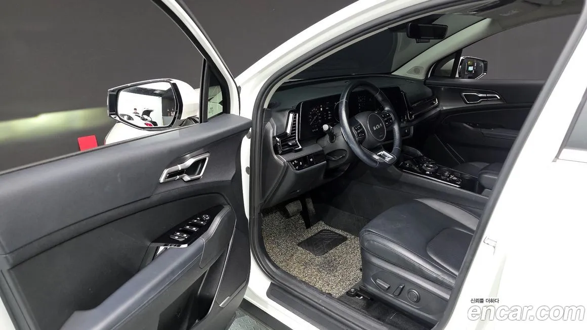 Kia Sportage — фото 10