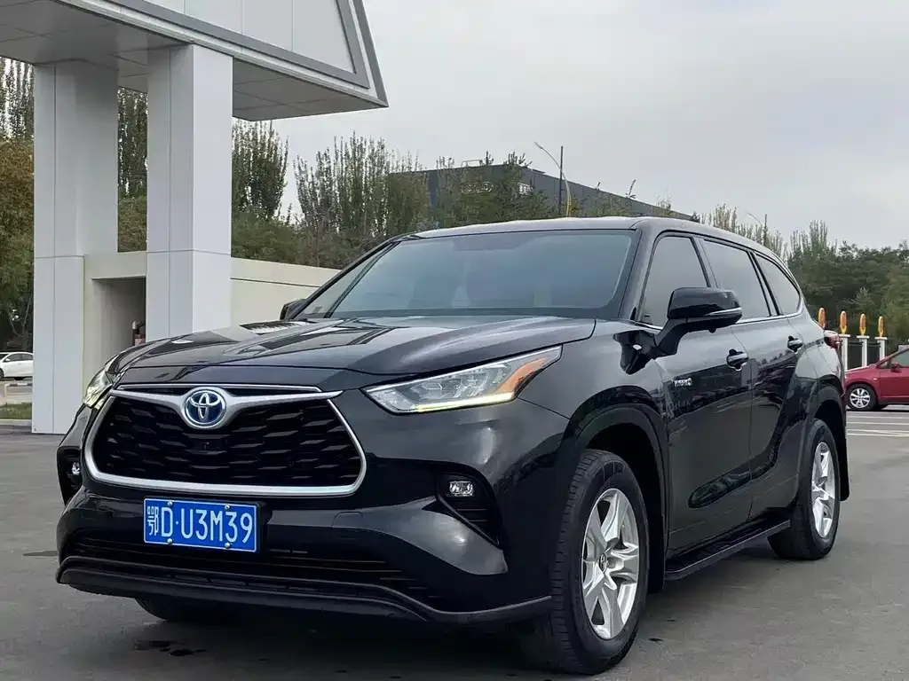 Toyota Highlander 2022 из CN, фото 1