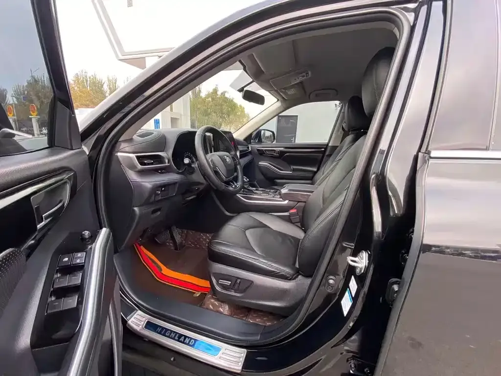 Toyota Highlander 2022 из CN, фото 4