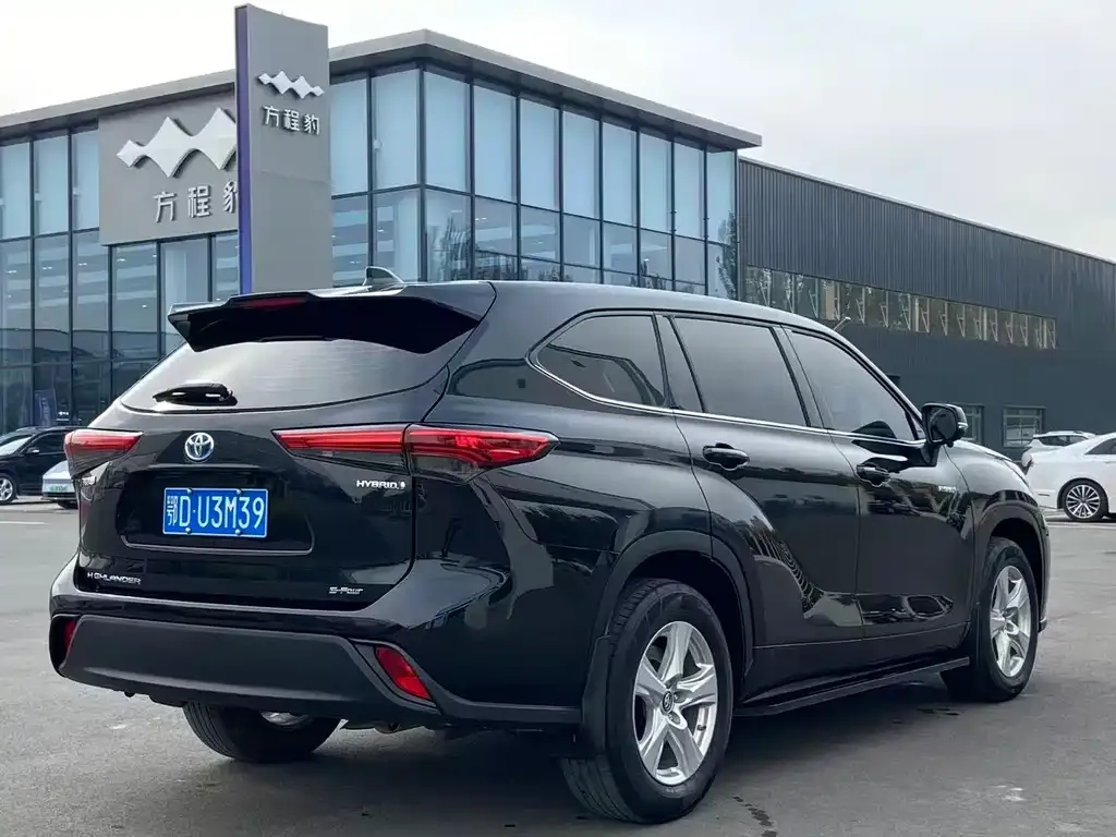 Toyota Highlander 2022 из CN, фото 7