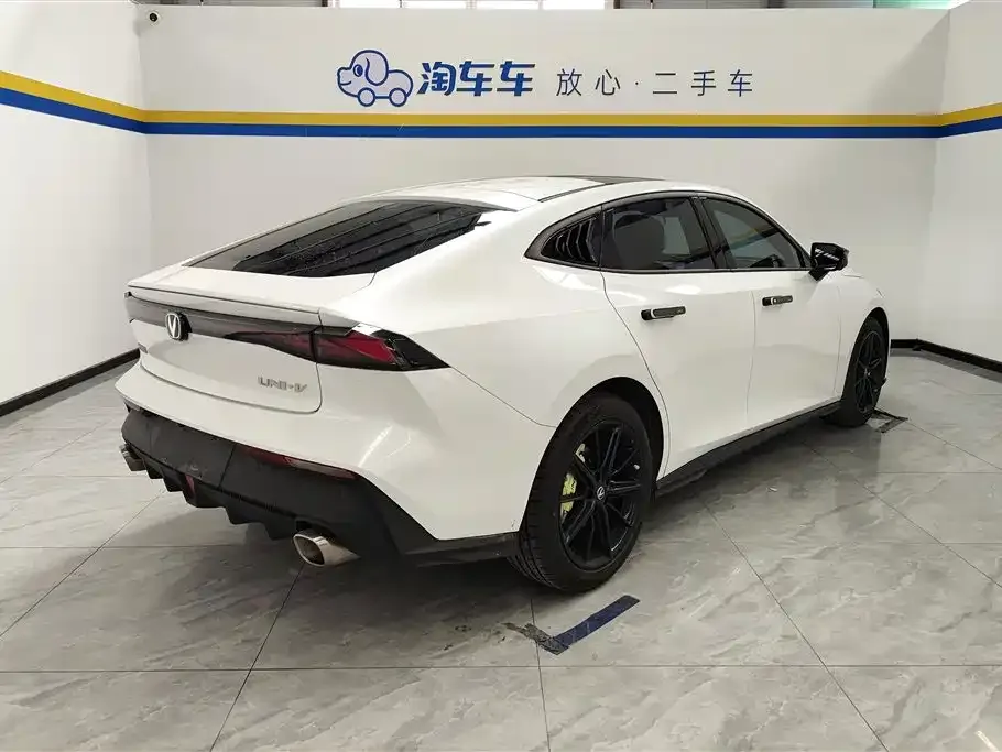 Changan UNI-V 2023 из CN, фото 3