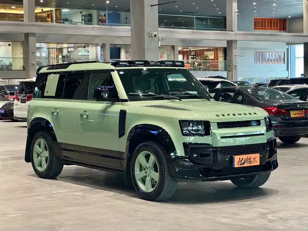 Land Rover Defender 2023 из CN, фото 3