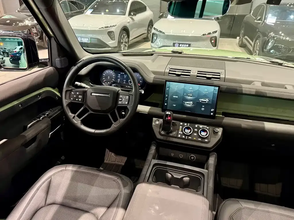 Land Rover Defender 2023 из CN, фото 8