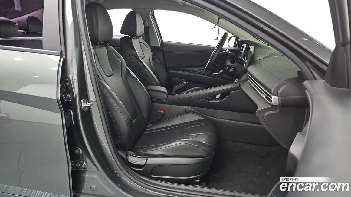 Hyundai AVANTE 2023 из KR, фото 10