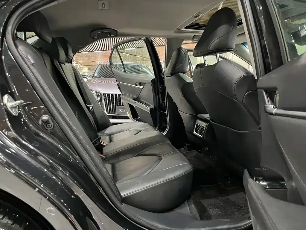 Toyota Camry 2022 из CN, фото 10