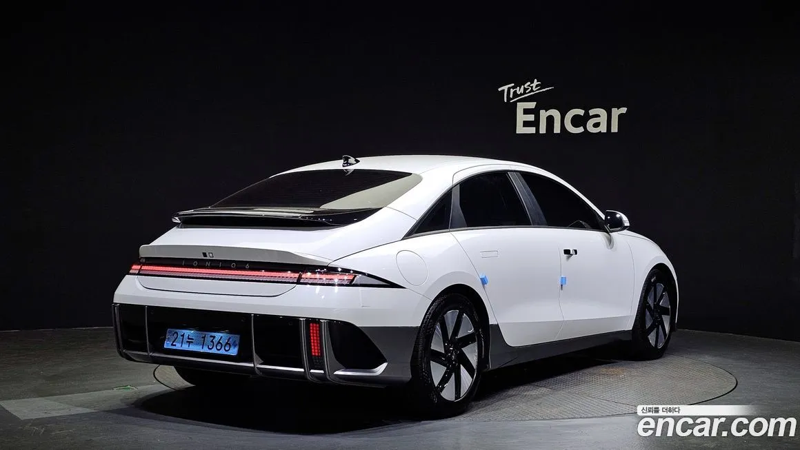 Hyundai Ioniq6 2023 из KR, фото 2