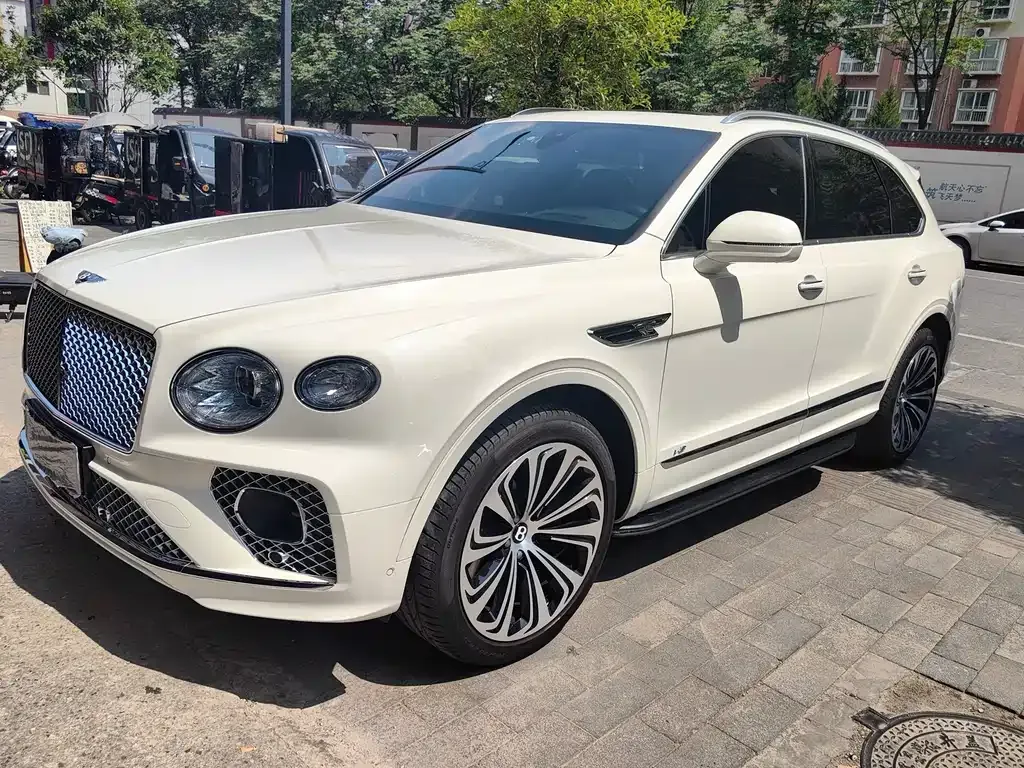 Bentley Bentayga 2022 из CN, фото 1