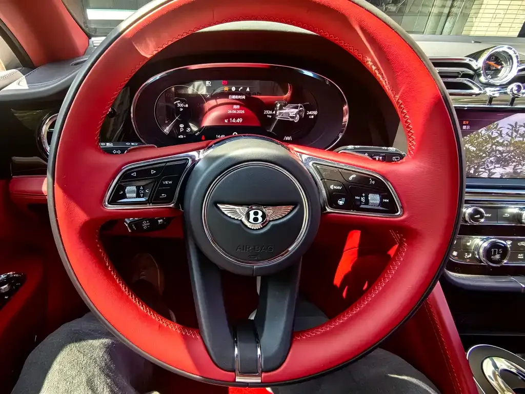 Bentley Bentayga 2022 из CN, фото 9