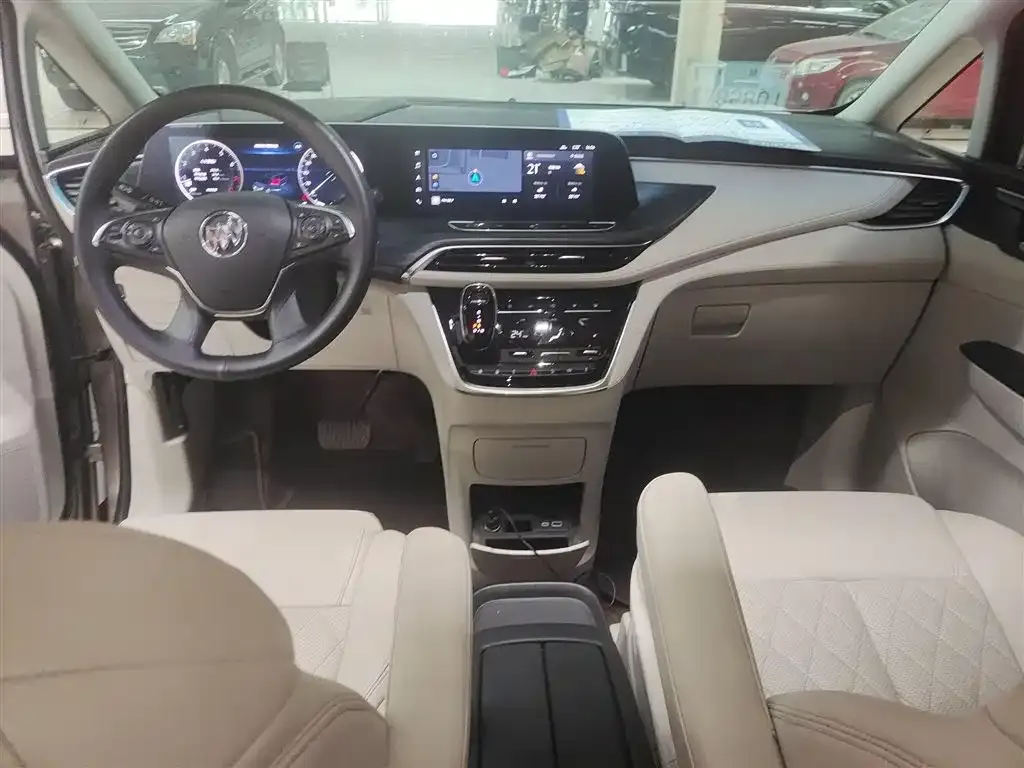 Buick GL8 2023 из CN, фото 10