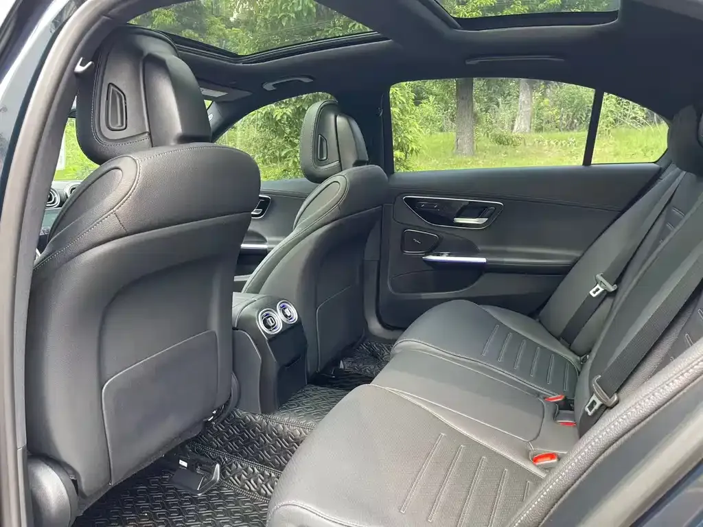 Mercedes-Benz C-Class 2023 из CN, фото 10