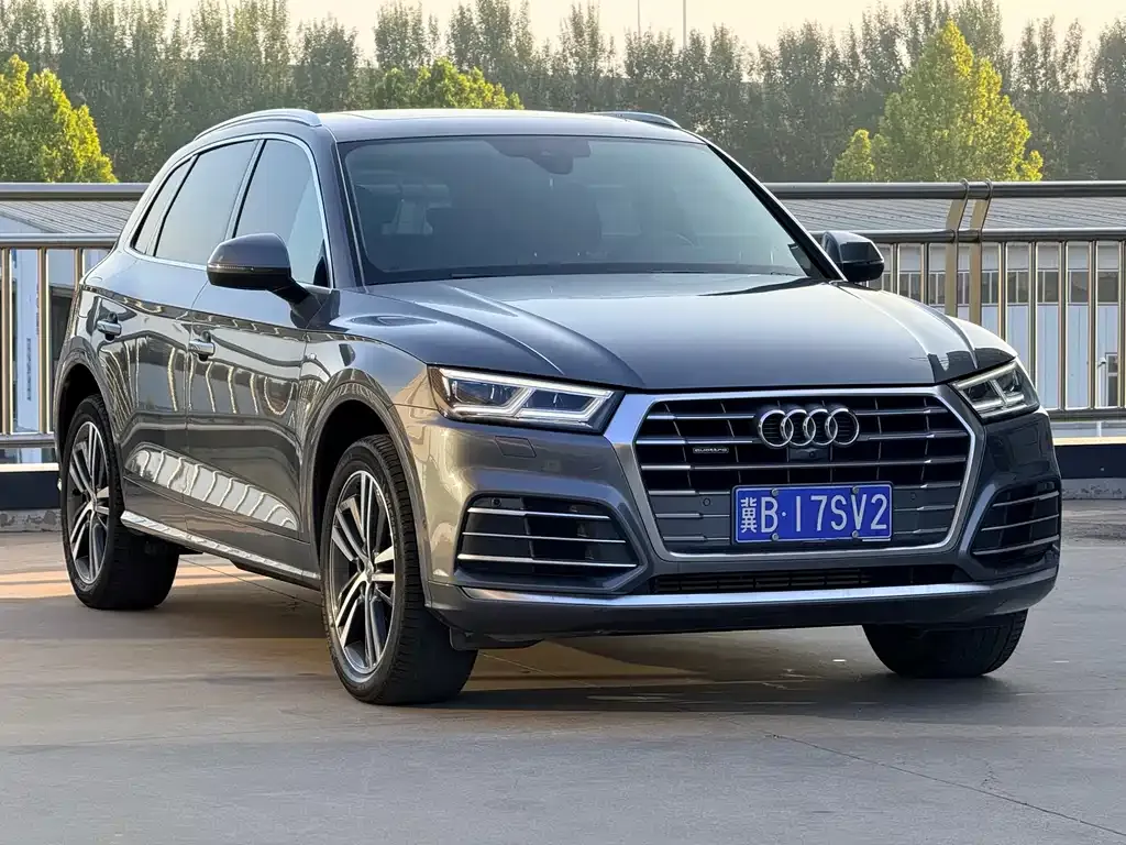 Audi Q5L 2021 из CN, фото 3