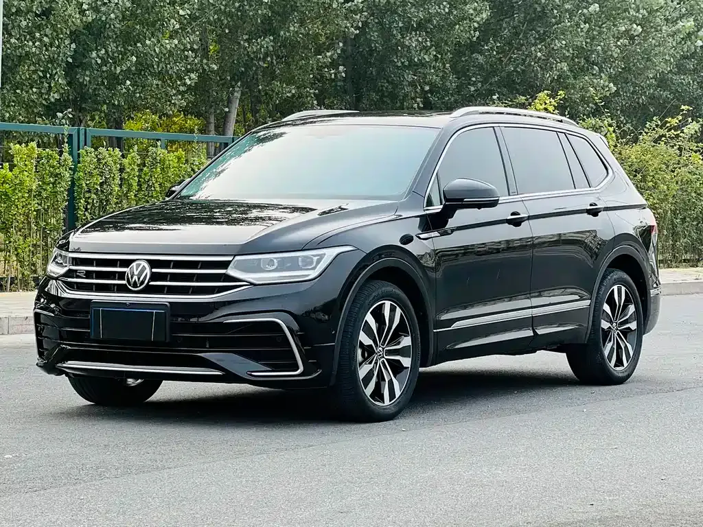 Volkswagen Tiguan L 2022 из CN, фото 1