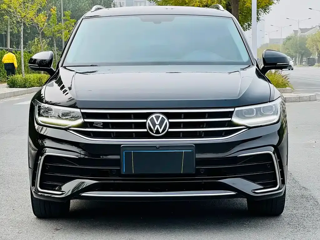 Volkswagen Tiguan L 2022 из CN, фото 2