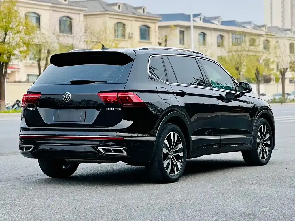Volkswagen Tiguan L 2022 из CN, фото 7