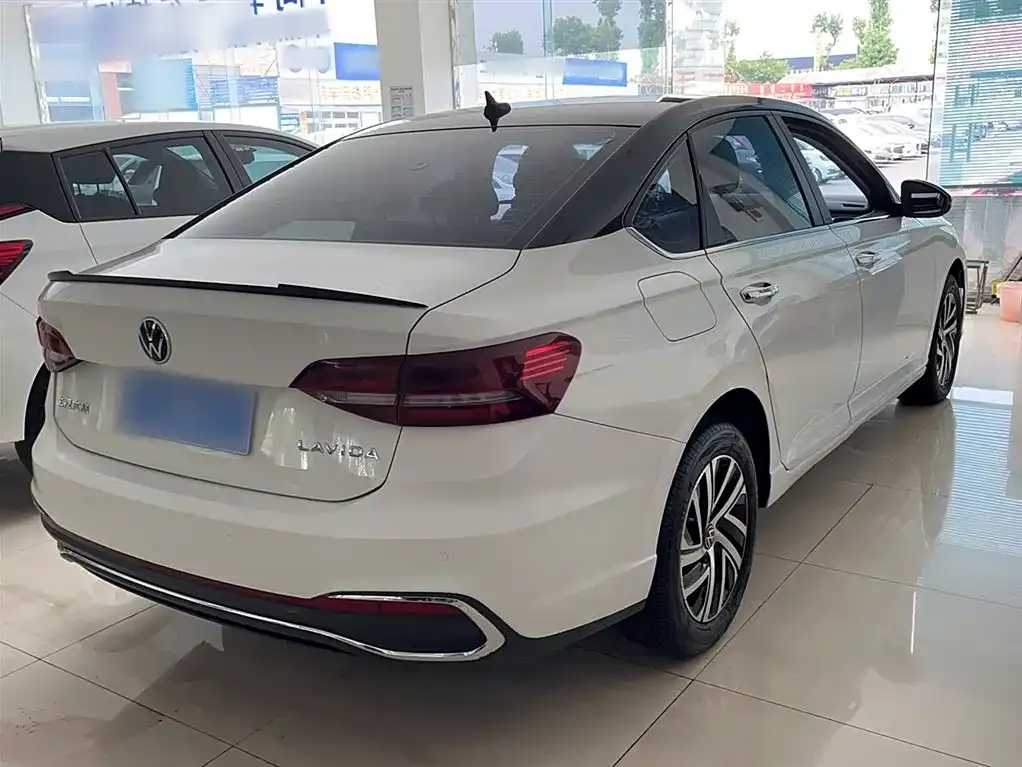 Volkswagen Lavida 2023 из CN, фото 10