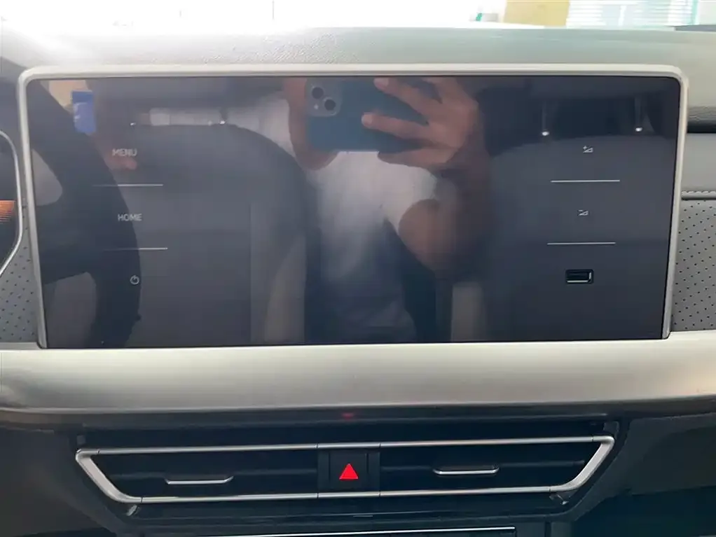 Volkswagen Lavida 2023 из CN, фото 6